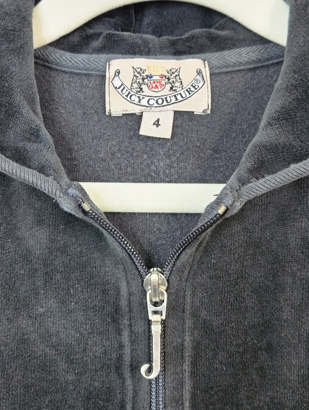 Juicy Couture Charcoal/Black Velour Zip Hoodie, Size 4 ~ EUC - Picture 3 of 7
